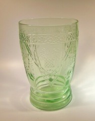 FEDERAL GLASS CO. GEORGIAN GREEN 4″ TALL 9-OUNCE FLAT WATER BEVERAGE TUMBLER!