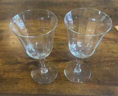 Set Of 2 Water Goblets Clear Glass No Chips