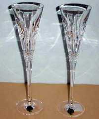 Waterford Crystal LISMORE DIAMOND Toasting Flute Pair 11″ Tall #156786 New Boxed