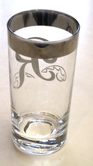 1 Vintage MCM Monogram Dorothy Thorpe Silver Band 12 Oz Flat Tumbler Letter «R»