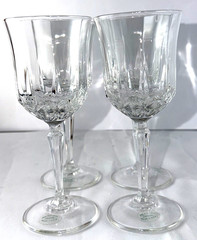 Lot 4: Vintage St George American Heritage 24% Lead Crystal Water Goblets K1