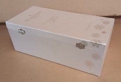 WATERFORD CRYSTAL SNOWFLAKE WISHES «JOY» RUBY CASED FLUTE, 2011 LIMITED ED NIB