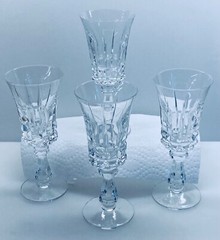 4 CRYSTAL WATER WINE BLOCK BASE GLASSES GOBLETS GR84 GARDEN COCKTAIL PARTY
