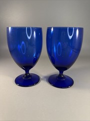 Set Of 2 Cobalt Blue Crystal Water Goblets 5.25” Tall 10 Oz. Pedestal Glasses