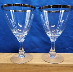 Fostoria WEDDING RING PLATINUM RIM Set Of 2 6.25″ Wine Glasses Water Goblets EUC