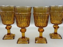 Set of 4 Amber Indiana Glass Mount Vernon Footed Drinking Glasses 1968-1987 USA