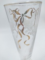 Vintage Libbey White Rose With Gold Bow Champagne Or Wine Glass 8 1/2″ Tall