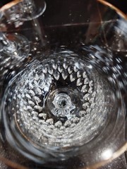 Discontinued Oneida Crystal Chateau Wine Glasses Gold Rim Set Of 7