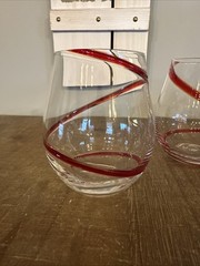 Set Of 4 Pier 1 Red Swirl Line Swirline Stemless Wine Glasses 4.75″ Tall 16oz