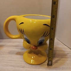 Vintage Tweety Bird Mug 2000 Warner Bros Ceramic Pedestal Looney Tunes Cup