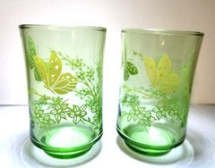 Set Of 2 Vintage Libbey Green With Yellow Butterflies & Flowers Juice Glasses