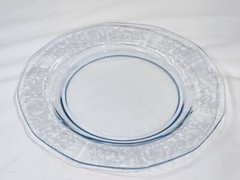 Vintage Fostoria Versailles Glass Blue Elegant Glass Luncheon plate 8 3/4″