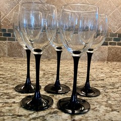 Luminarc Black Stem White Wine Glasses 7″ 3/4 x 2″ 3/4