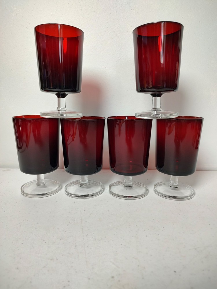 6 VTG Luminarc Ruby Red 10 Oz Glasses Stemmed Goblets 5.25” Made in France