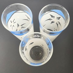 VTG ANCHOR HOCKING Frosted 2 Snowflake & 1 Swirl Blue White Tumblers Glasses