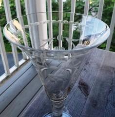 Vintage Arcadia Hungary Etched Wine / Water Goblet