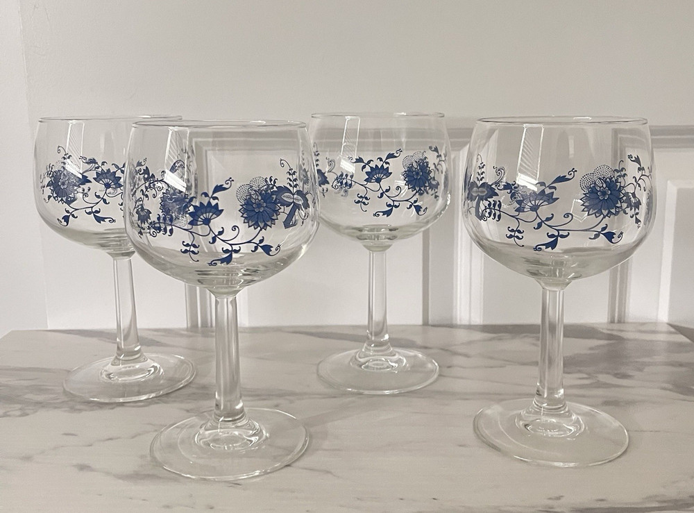 Set of 4 Blue Danube Blue Onion Wine Glass Water Goblet Stemware 6 1/2″
