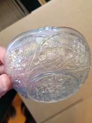 Pretty White US Glass Carnival Glass Palm Beach Berry Bowl Gooseberry Interior