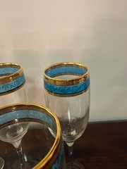 Set of 8 – Glass Champagne Flutes w/ Blue Teal & Gold Trim Mid Century Modern 9″