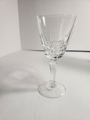 NOS SET OF 2 CHERBOURG 4.5″ TALL FRENCH LEAD CRYSTAL UNIT No. 5 CORDIAL GLASSES