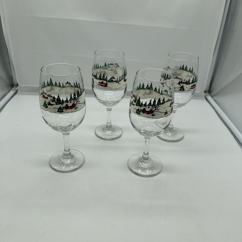 Libbey Christmas WINTER VILLAGE 7-3/4″ Water Wine 12 Oz Glass Goblet Snow Scene