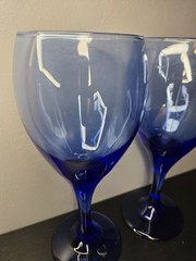 Vintage Libbey Teardrop Pair of (2) Wine/Water Glasses 7.5″ Cobalt Blue Fade