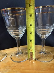 Set of 5 Clear Glass Wine Goblets w/ Gold Rim Decorative 7 in Stemmed