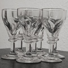 Antique Victorian Deceptive Toastmaster Knopped Stem Toasting Dram Glasses (x 7)
