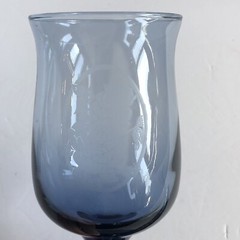 Dusky Blue Etched Roses Drinking Glasses Connoisseur Tulip Shape 12 Oz Set of 2