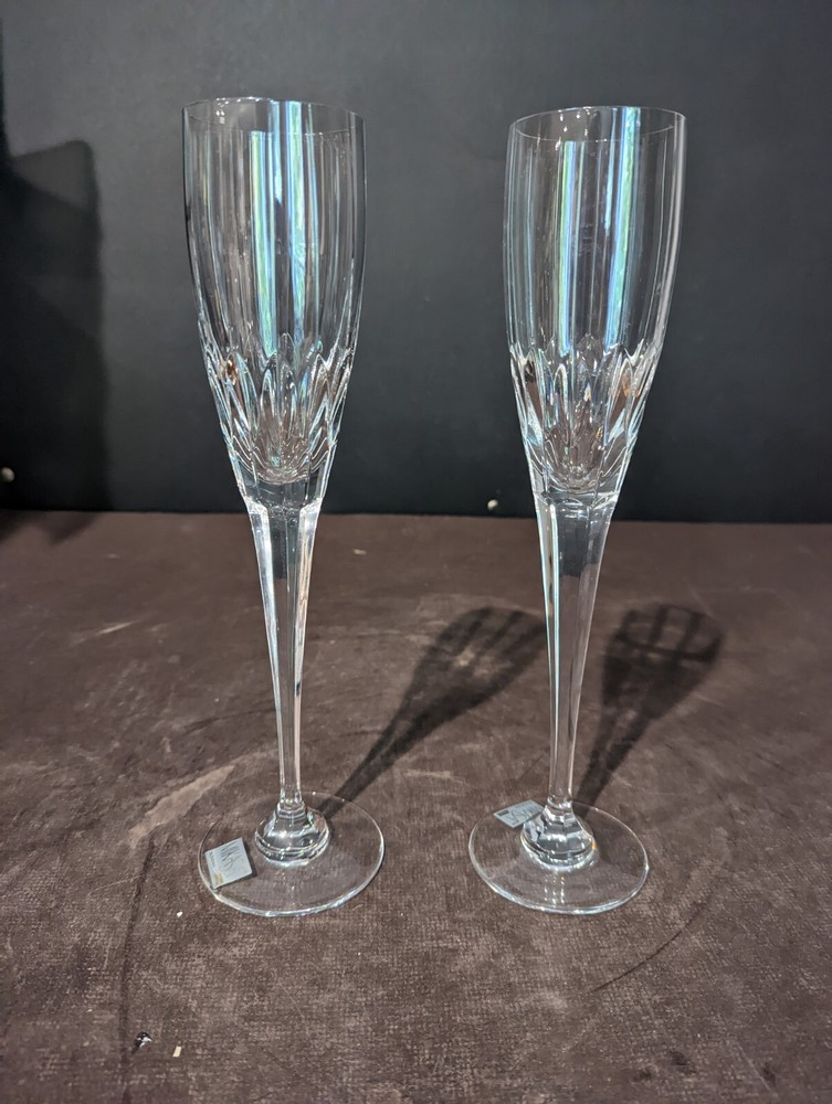(2) Mikasa Champagne Cut Vertical Lines On Bowl Flutes Glasses