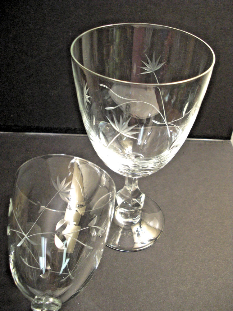 Tiffin-Franciscan «Petite» Water Goblet Glasses – Set of 2 – MAKE OFFER!