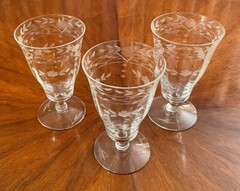 Vintage Optic Etched Floral 5 1/4” H Footed Wine Glasses Set Of 3