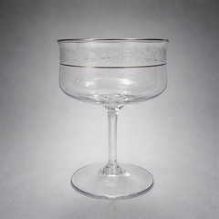 Lenox MOONSPUN Crystal Champagne Glass Etched Platinum Trim Nice Looks Unused