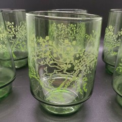 Six 70s GREEN GLASSES WITH A TREE PRINTED ON IT ~ EUC