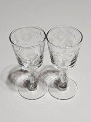 Set of 2 Tiny Vintage Etched Crystal Stemmed Wine Glasses Only 3.5 Inches Tall