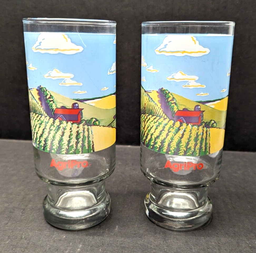 Set of 2 Vintage AgriPro Advertising Farm Scene Design Drinking Tumblers 6 1/2″