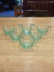 Vintage Jeannette Ultramarine Swirl Uranium Glass 6 Piece Cup and Sugar Set