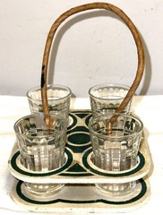 4 Hazel Atlas MODERNTONE CRYSTAL 2 1/4″ – 1 1/2 oz WHISKEYS W/PAINTED CARRIER