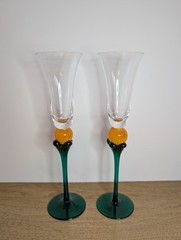 Czech Atelier Morava Art Glass 11.75″ Champagne Flutes Green Orange Pair 2 Mint