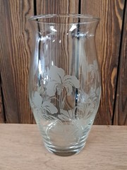 Vintage Pasabahce Glass Etched Vase G3-254