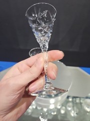 (2) Cordial 4-5/8″ Glasses Crystal Seneca «Stratford» cut dots & fans