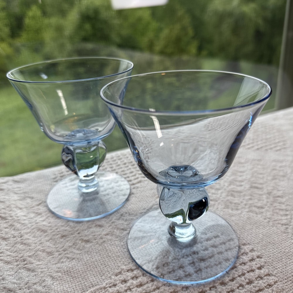 VTG Ingrid Gulli Light Blue Lobe Stem Glass Wine Glasses 4.25″ Set of 2 Barware