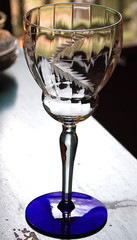 Vtg Set 3 Weston OPTIC CRYSTAL Cut Flower Water Goblets WGL19 COBALT BLUE FOOT