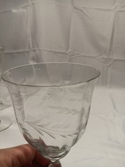 Set Of 10 Clear Glass Stemmed Wine Goblet, Etched Floral Leaf Pattern