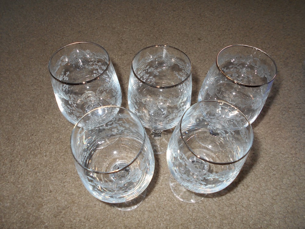 Vintage Bohemia Crystal wine goblet «Cascade» etched – Set of 5 Platinum trim