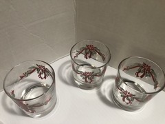 Vintage 7 Anchor Hocking Poinsettia and Ribbon Rocks Glasses Christmas Barware