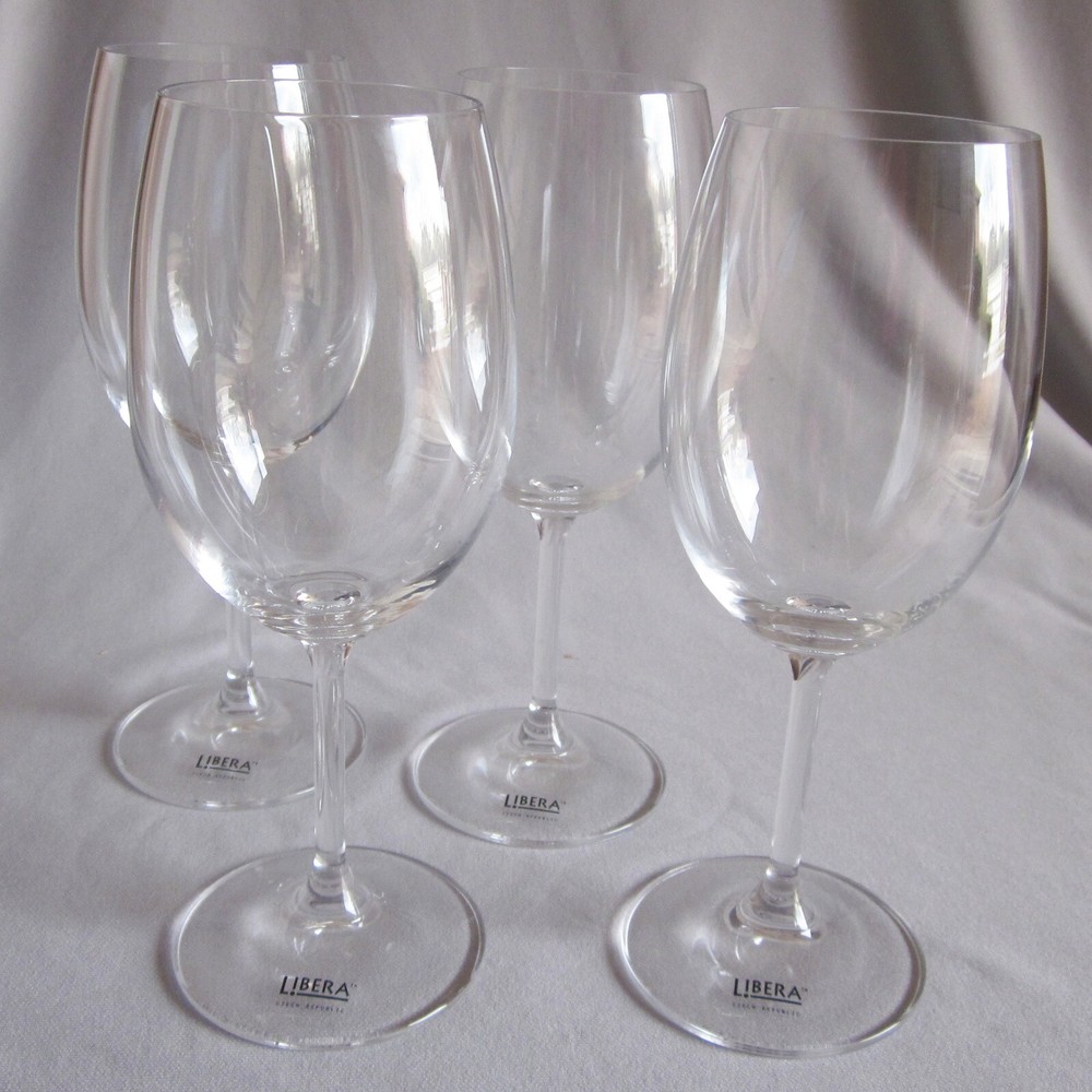 Set of 4 Wine Glasses Goblets Libera Crystal Czech Republic Bohemia 8″
