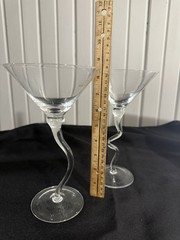 Set Of 2~Curved Stem Modern Martini/Cosmo/Cocktail Clear Crystal Glasses~8.5”