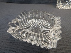 Vintage Heiset Crystal Ridgeliegh Pattern 3 Small Ashtrays 2 3/4″ Square