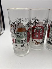 SET OF 4 LIBBEY WINTER VILLAGE SNOW SCENE GLASS TUMBLERS Gold Trim 6.25” EUC